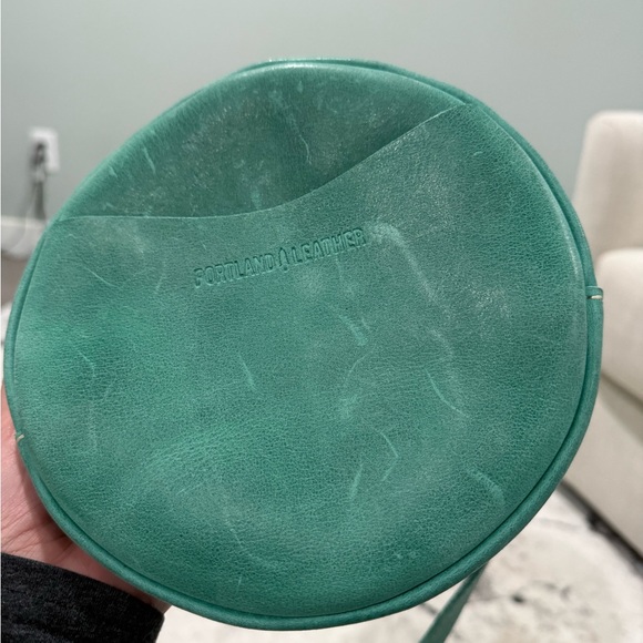 Portland leather goods small circle crossbody in surf - Picture 5 of 6